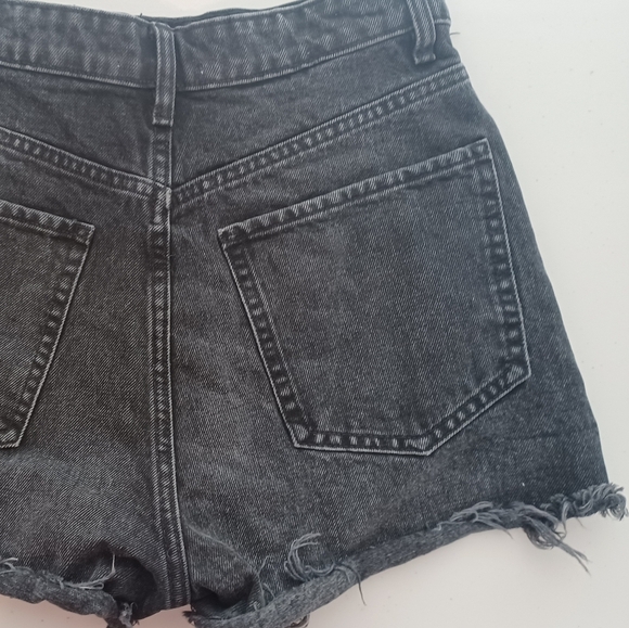 Zara 100% Cotton Button Fly High-Rise Sz 4 Denim Cut-Off Shorts - Picture 8 of 14